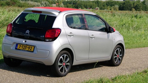 Rijtest nieuwe Citron C1, geheel vernieuwd, wijkt nu meer af van z'n trio-genoten dan voorheen.