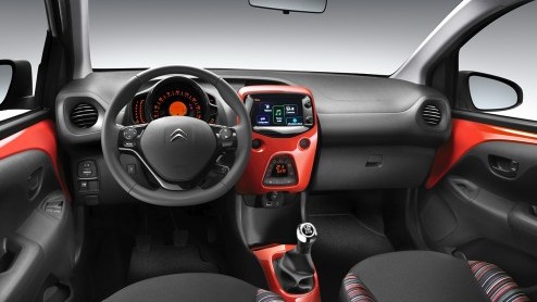 Rijtest nieuwe Citron C1, geheel vernieuwd, wijkt nu meer af van z'n trio-genoten dan voorheen.
