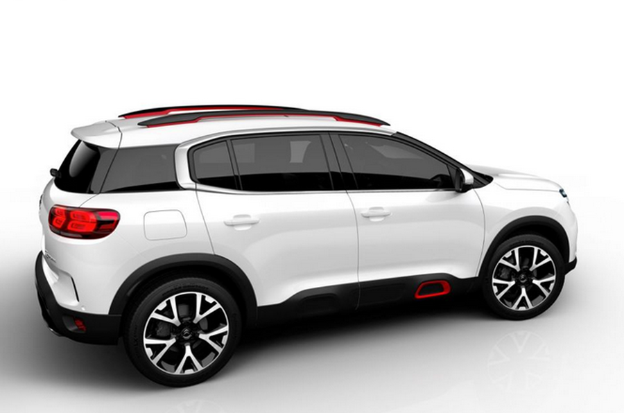 Citron mag dan wel later deze maand de conceptcersie onthullen, de productieversie van de C5 Aircross is al in vol ornaat op het internet beland.