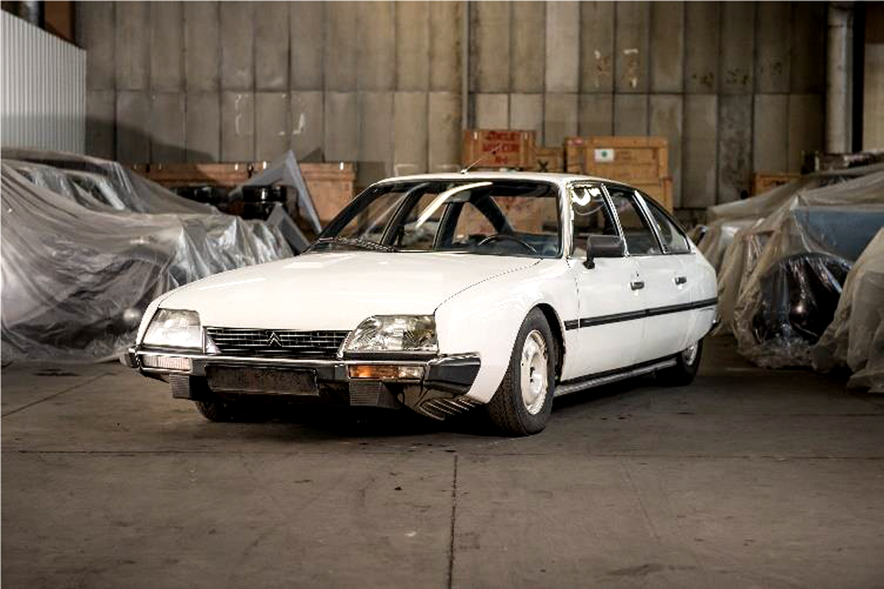 Het Conservatoire Citron gooit de nodige snuisterijen en auto's in de uitverkoop tijdens een veiling op 10 december.
