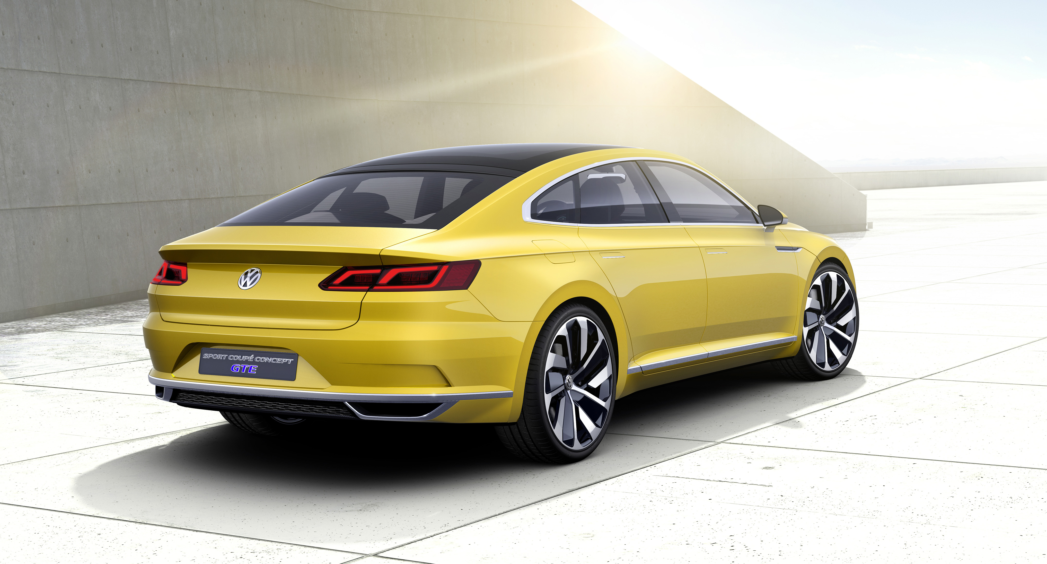 Volkswagen Sport Coup Concept GTE kan als opvolger gaan dienen voor de CC en daarmee een plekje bemachtigen tussen de Passat en Phaeton.