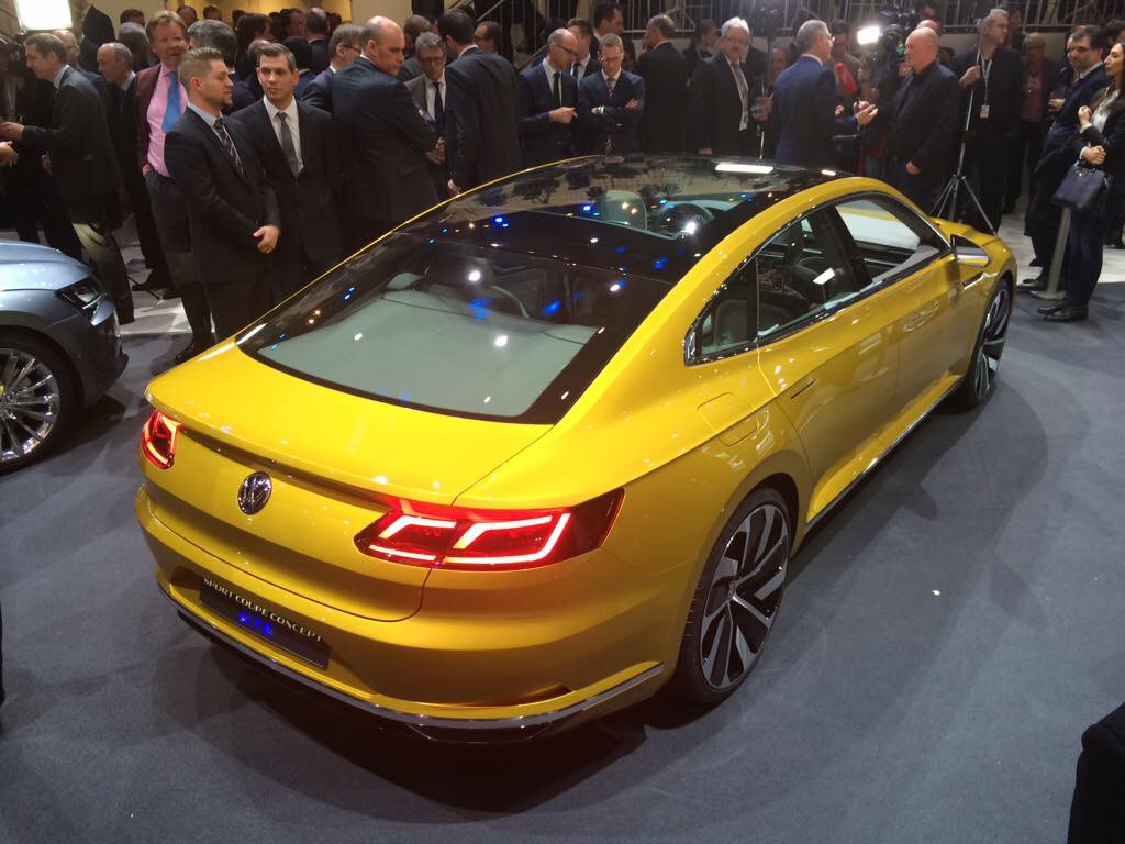 Volkswagen Sport Coup Concept GTE kan als opvolger gaan dienen voor de CC en daarmee een plekje bemachtigen tussen de Passat en Phaeton.