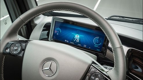 Mercedes-Benz 2025 Future Truck is een zelfrijdende vrachtwagen met een comfortabel interieur voor de trucker.