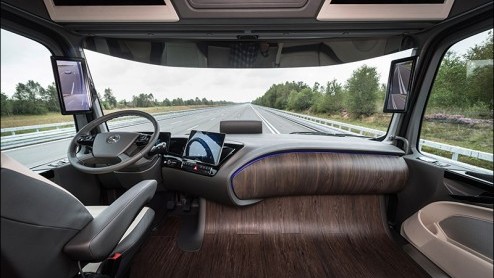 Mercedes-Benz 2025 Future Truck is een zelfrijdende vrachtwagen met een comfortabel interieur voor de trucker.