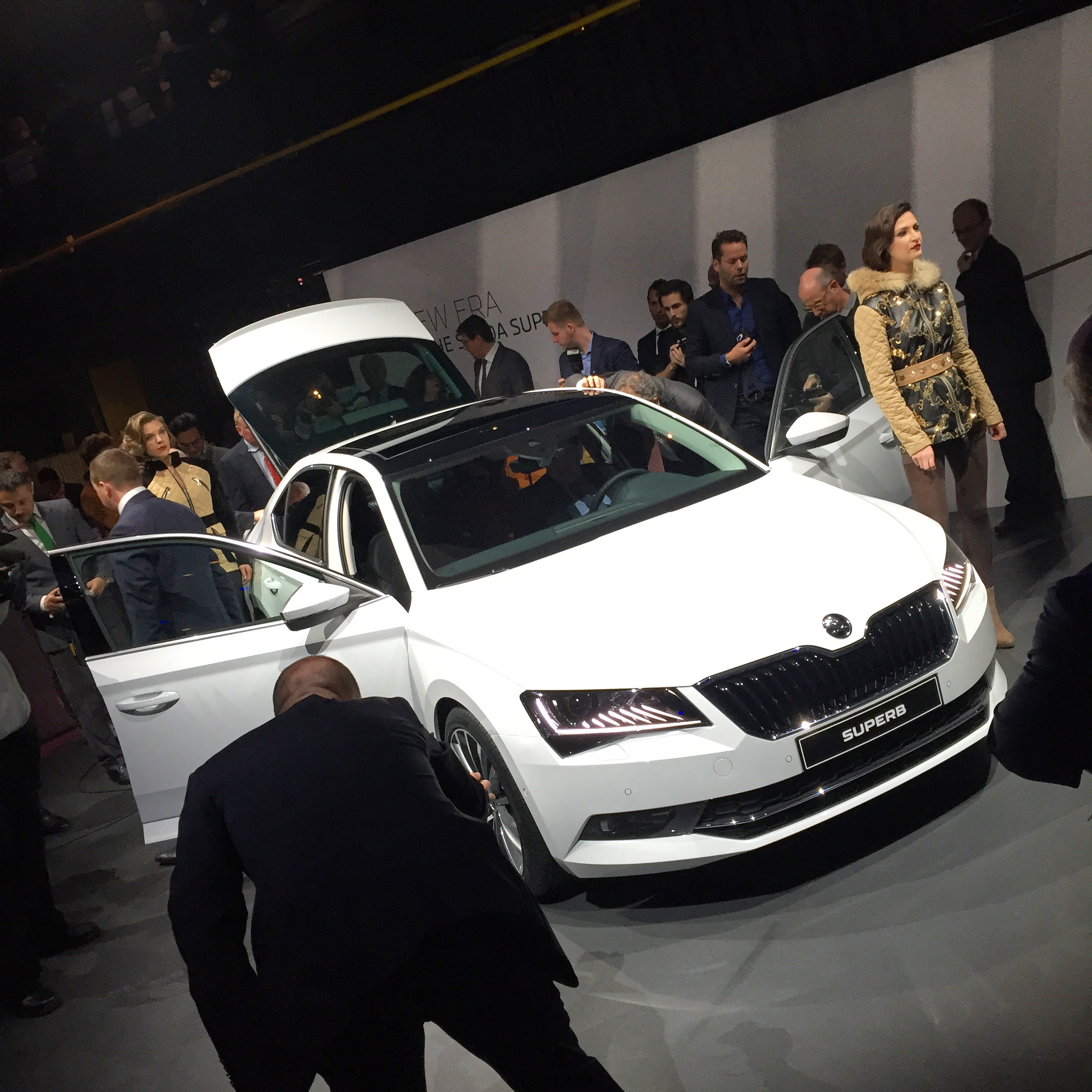 Skoda presenteert vandaag in Praag de compleet nieuwe Superb. Dit is hem!