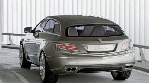 Mercedes-Benz laat op de autotentoonstelling van Parijsde ConceptFASCINATION zien. De vrijheid die de ontwerpers kregen mondde uit in een shooting brake. Voor de afwerking hebben de ontwerpers zich la