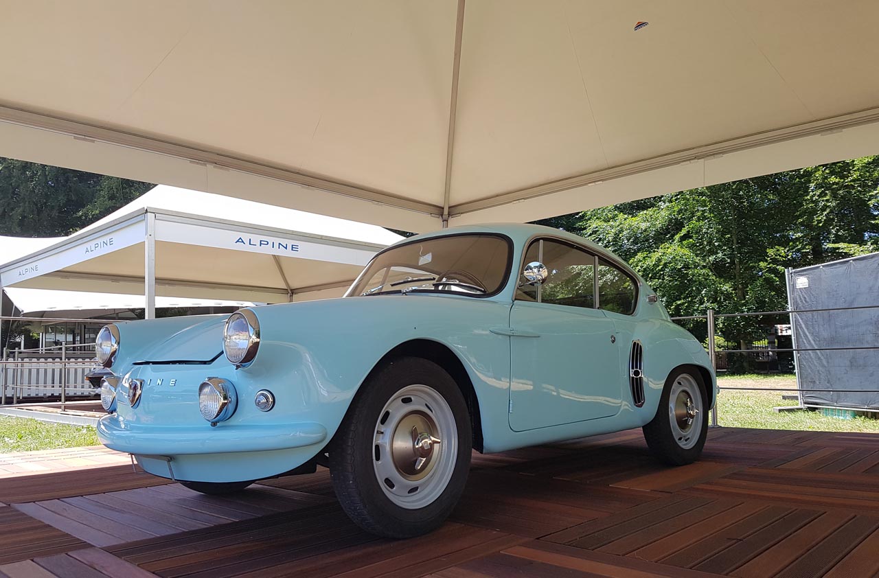 Het afgelopen weekend was het concours d'lgance op het Paleis het Loo weer 'the place to be' voor de oldtimerliefhebber.
