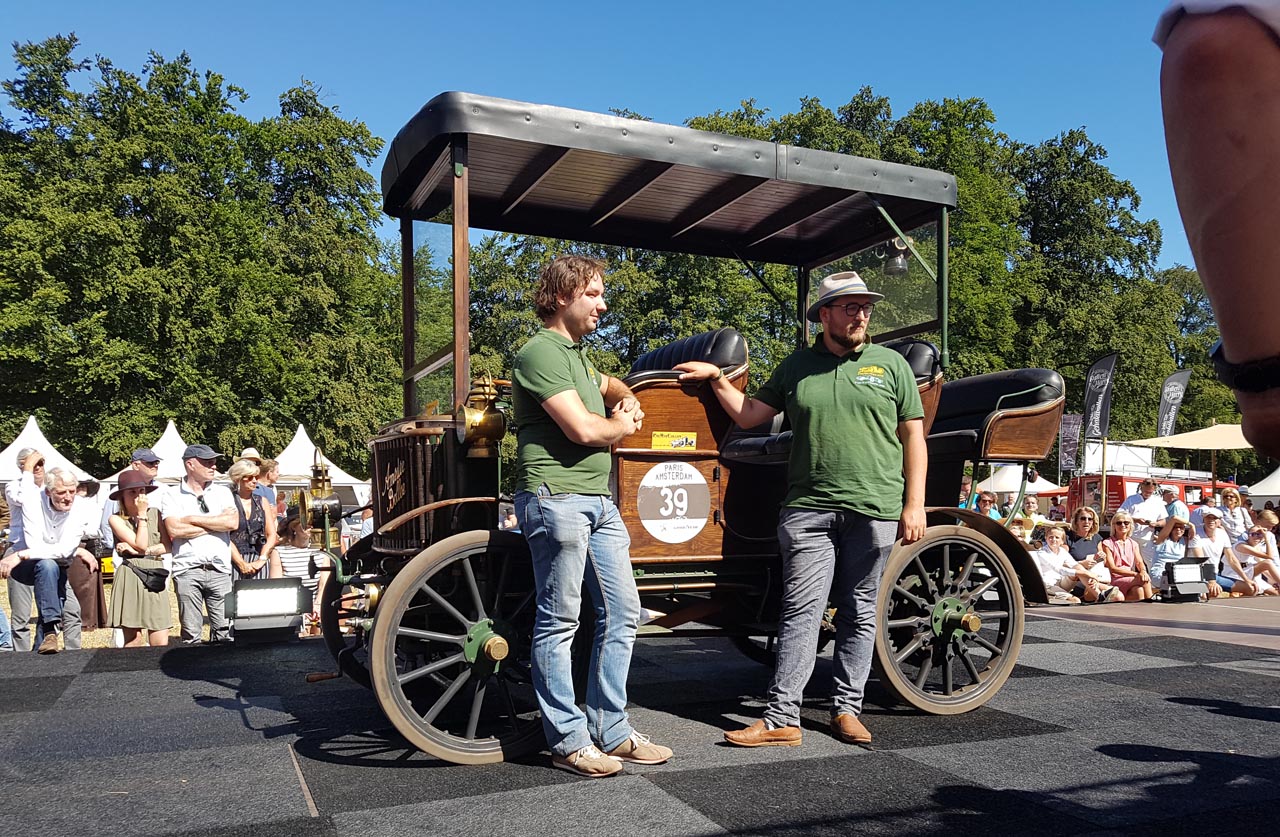 Het afgelopen weekend was het concours d'lgance op het Paleis het Loo weer 'the place to be' voor de oldtimerliefhebber.