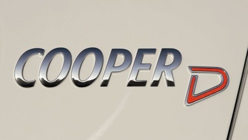 Mini heeft met de Cooper D een plezierig rijdende maar bovenal zuinige troef in handen. Met de 1.6 liter 110 pk dieselmotor, een lage CO2-uitstoot en karig brandstofverbruik weet de auto zich niet all