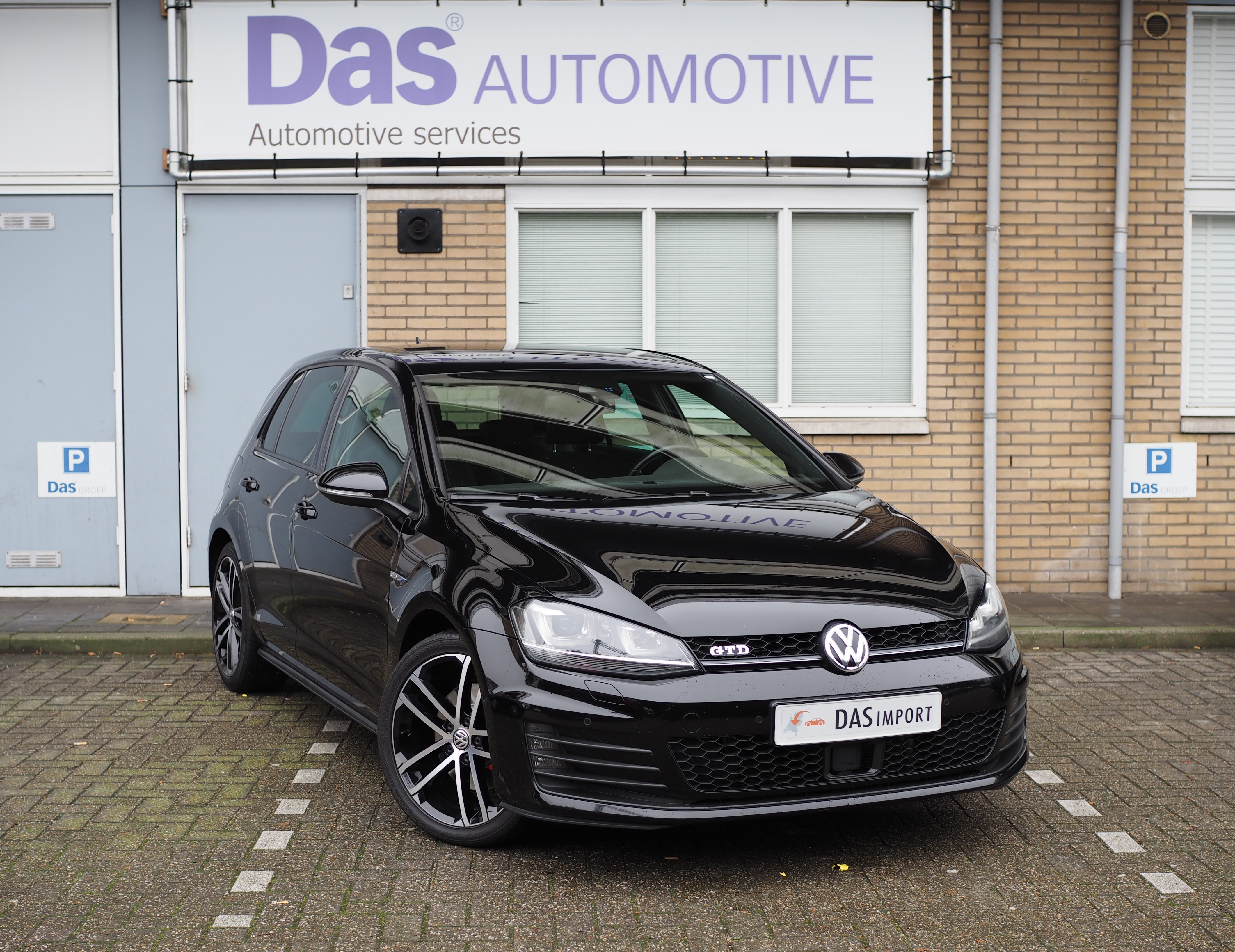 DAS Automotive Services begeleid het volledige aankoopproces tot en met het kenteken bij aanschaf van een auto uit Duitsland.