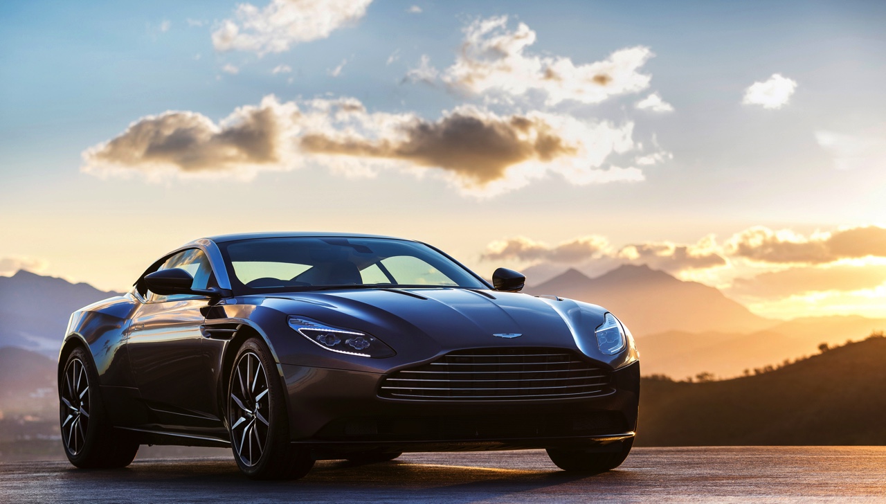 De belangrijkste, lichtste en meest dynamische Aston Martin ooit is de nieuwe DB11.