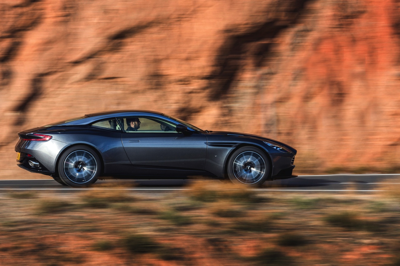 De belangrijkste, lichtste en meest dynamische Aston Martin ooit is de nieuwe DB11.
