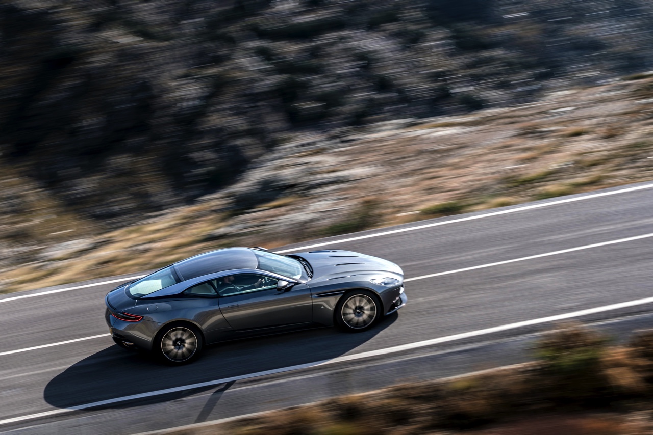 De belangrijkste, lichtste en meest dynamische Aston Martin ooit is de nieuwe DB11.