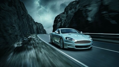 Onlangs is de Aston Martin Vanquish vaarwel gezegd. Geen nood, zijn opvolger staat klaar en krijgt de naam DBS mee. Deze zeer sportieve Brit vormt het nieuwe topmodel en was al even te zien in de film