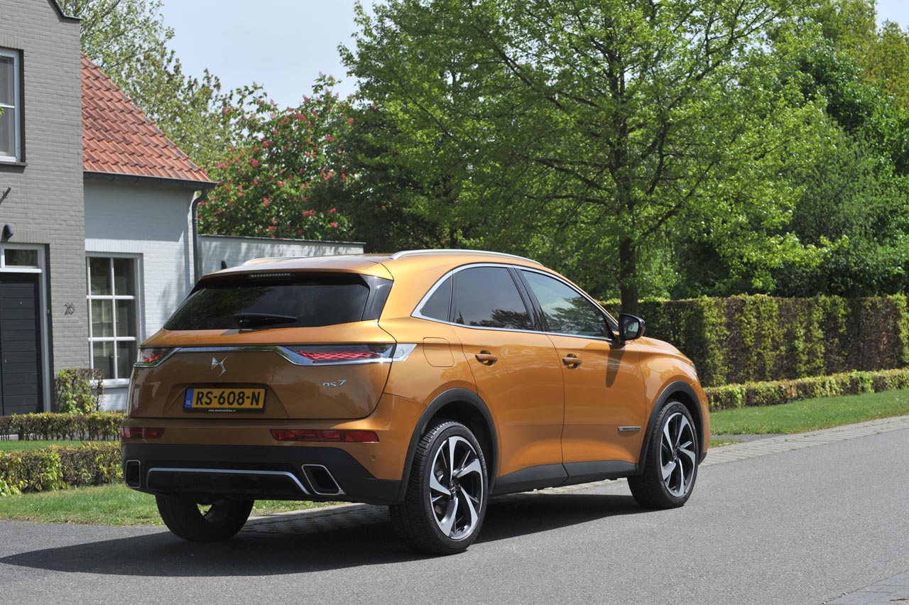 De DS 7 Crossback is de eerste volledig nieuwe auto onder het DS label. Kan deze SUV overtuigen in de premium klasse?