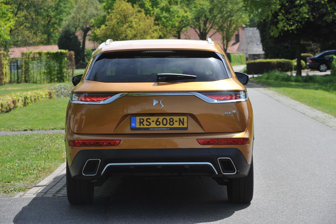 De DS 7 Crossback is de eerste volledig nieuwe auto onder het DS label. Kan deze SUV overtuigen in de premium klasse?