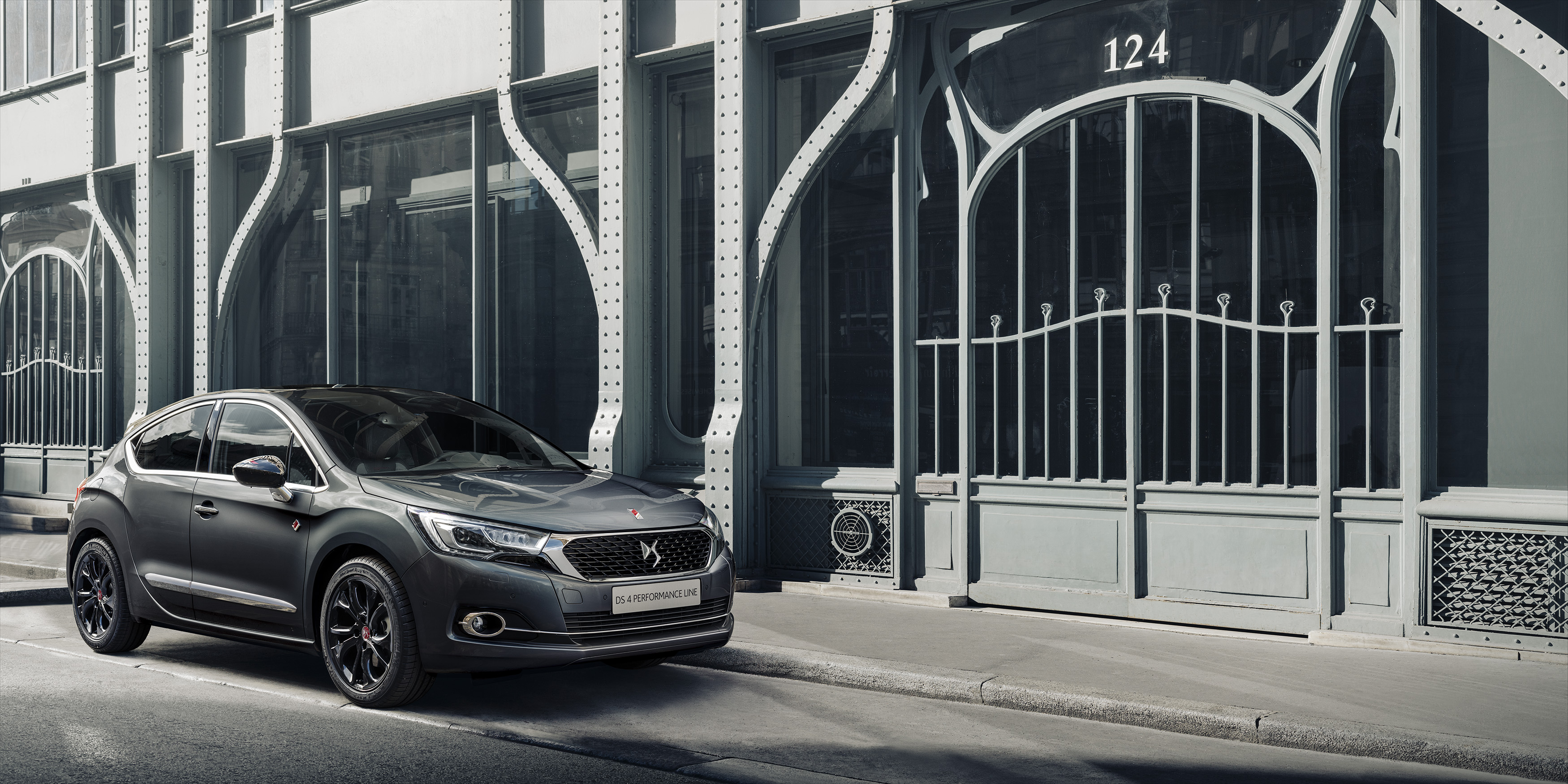 DS introduceert een Performance Line voor alle modellen.