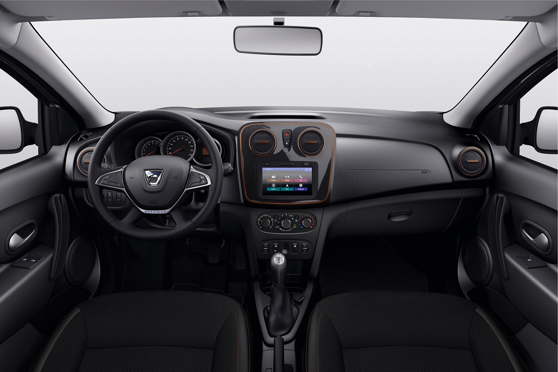 De Dacia Logan MCV Stepway wordt ingeluid met een Srie Limite. Het introductiemodel heeft meer uitrusting en een luxeren aankleding aan boord.