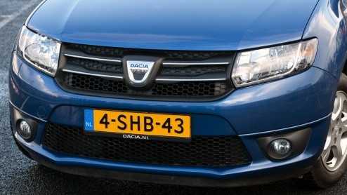 Autotest Dacia Logan MCV TCe90. De Dacia Logan MCV is terug. Nog steeds heel ruim maar nu een vijfzitter. Prijs nog altijd heel scherp gezien ruimte-aanbod. Veel zuiniger en stiller.