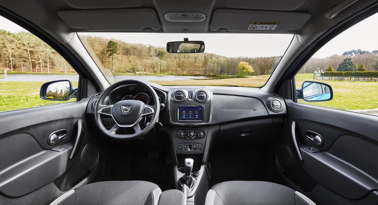 De op Genve gelanceerde Dacia Logan MCV Stepway staat inmiddels bij de dealer.