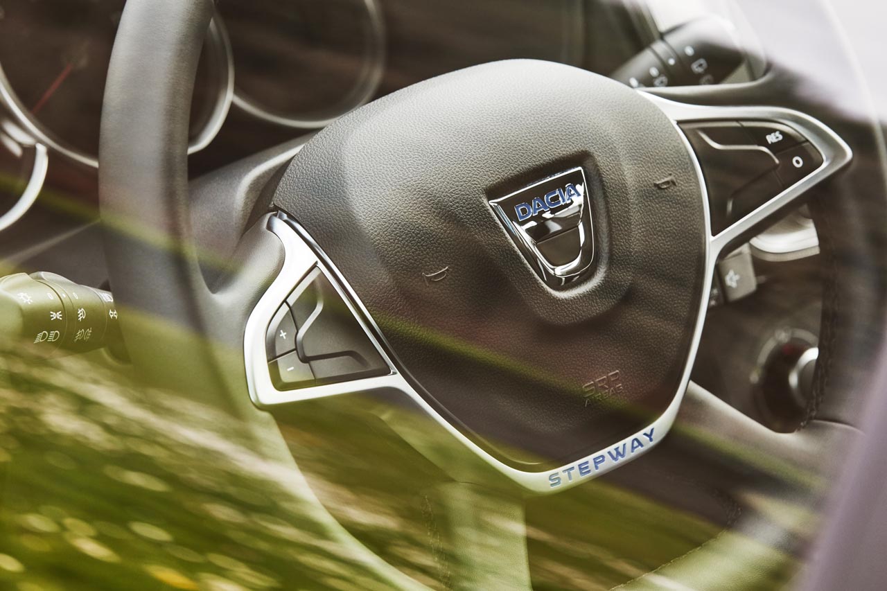 De op Genve gelanceerde Dacia Logan MCV Stepway staat inmiddels bij de dealer.