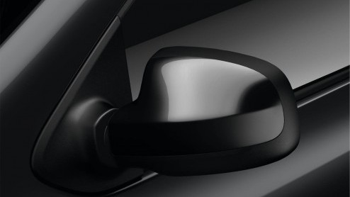 Dacia Sandero als Srie Limite Blackline naar Autosalon van Parijs 2014.