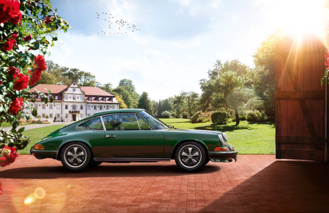 Het is de dag van de autonamen en Porsche haalt hiervan enkele voorbeelden aan.