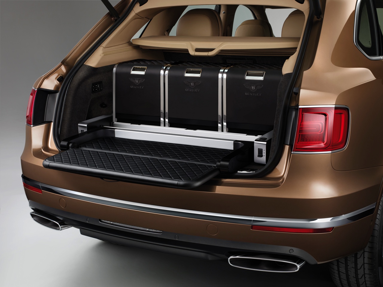 Bentley Bentayga is de meest luxe, exclusieve, snelste en meest vermogende SUV ter wereld met zijn 6.0 W12.
