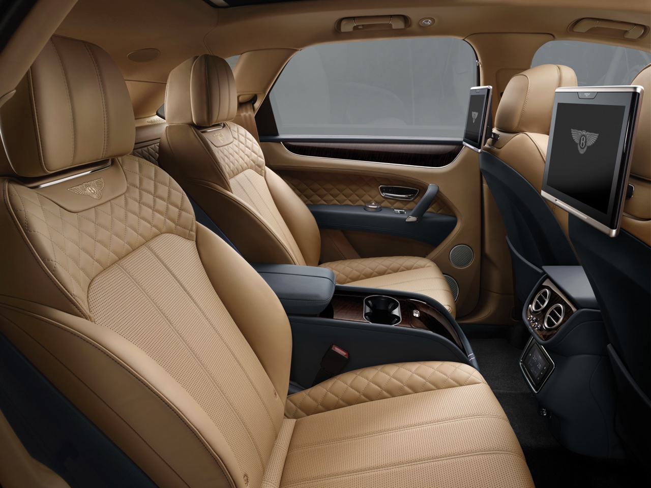 Bentley Bentayga is de meest luxe, exclusieve, snelste en meest vermogende SUV ter wereld met zijn 6.0 W12.