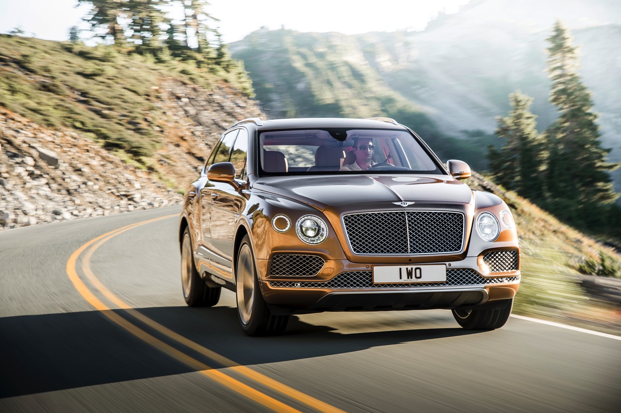 Bentley Bentayga is de meest luxe, exclusieve, snelste en meest vermogende SUV ter wereld met zijn 6.0 W12.