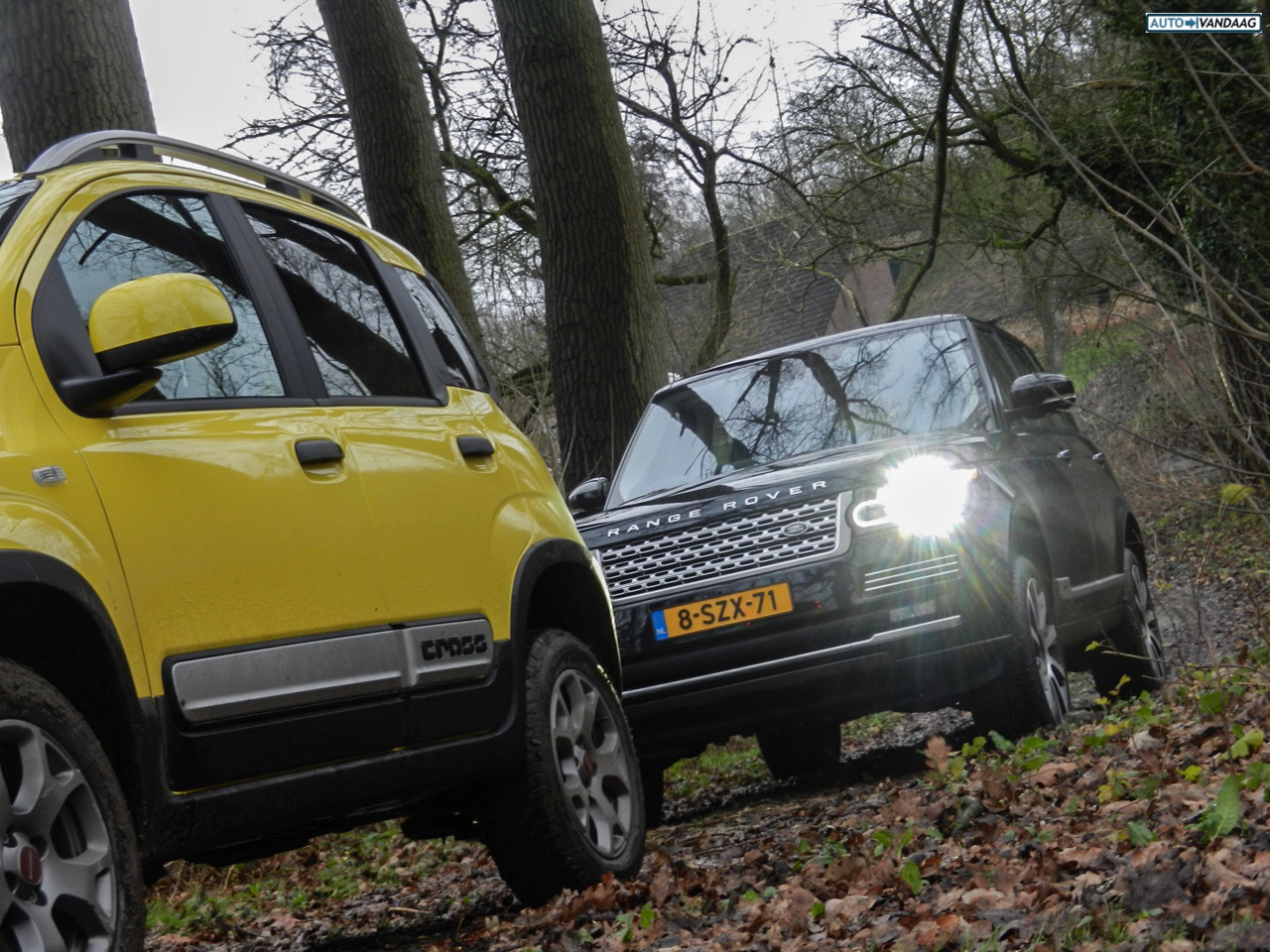 Autotest terreinrijden met een Fiat Panda Cross en een Range Rover LWB, twee uitersten in terreinvaardigheid.