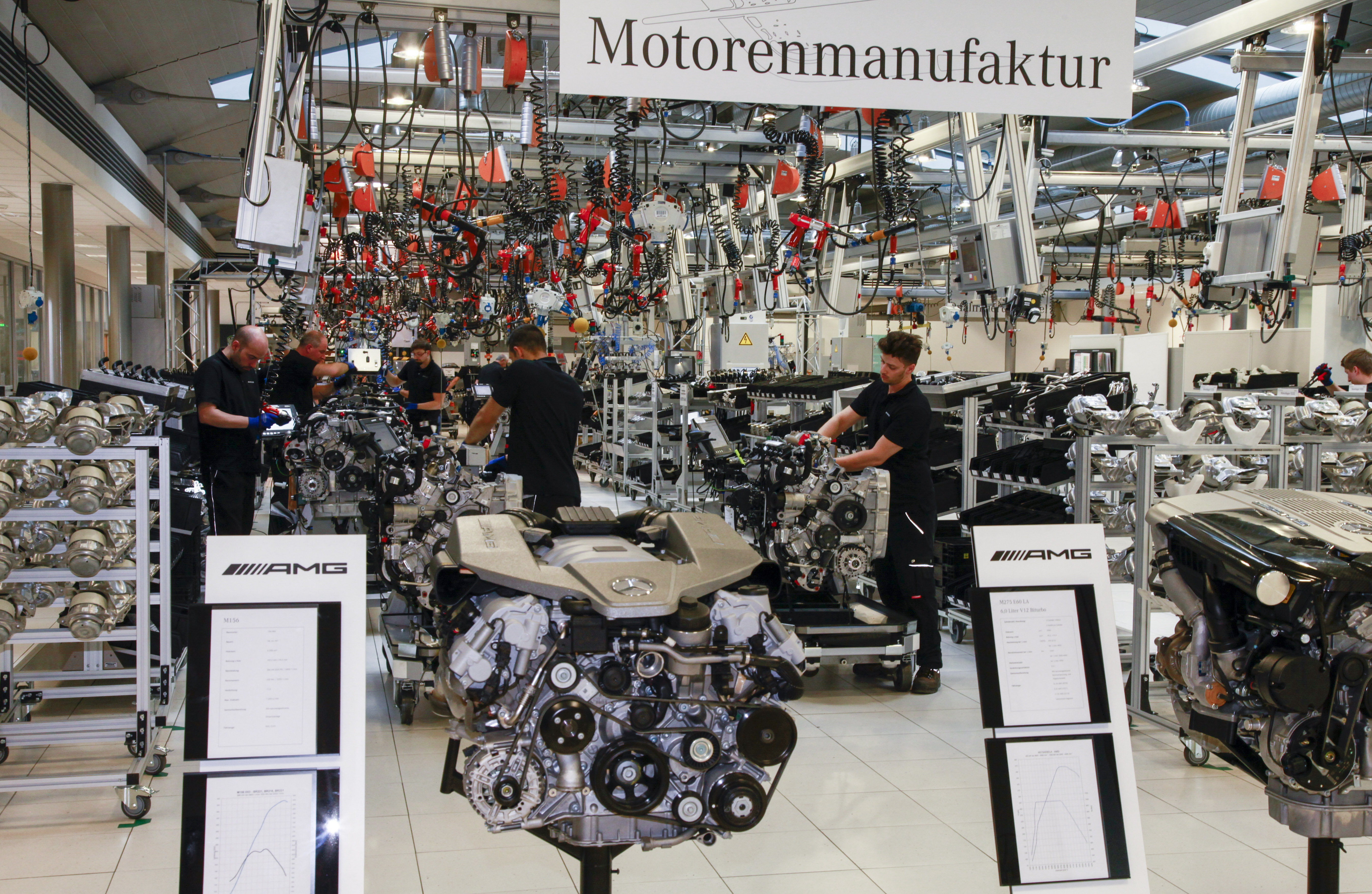 Mercedes verplaatst productie AMG biturbo V12 motoren naar Mannheim.
