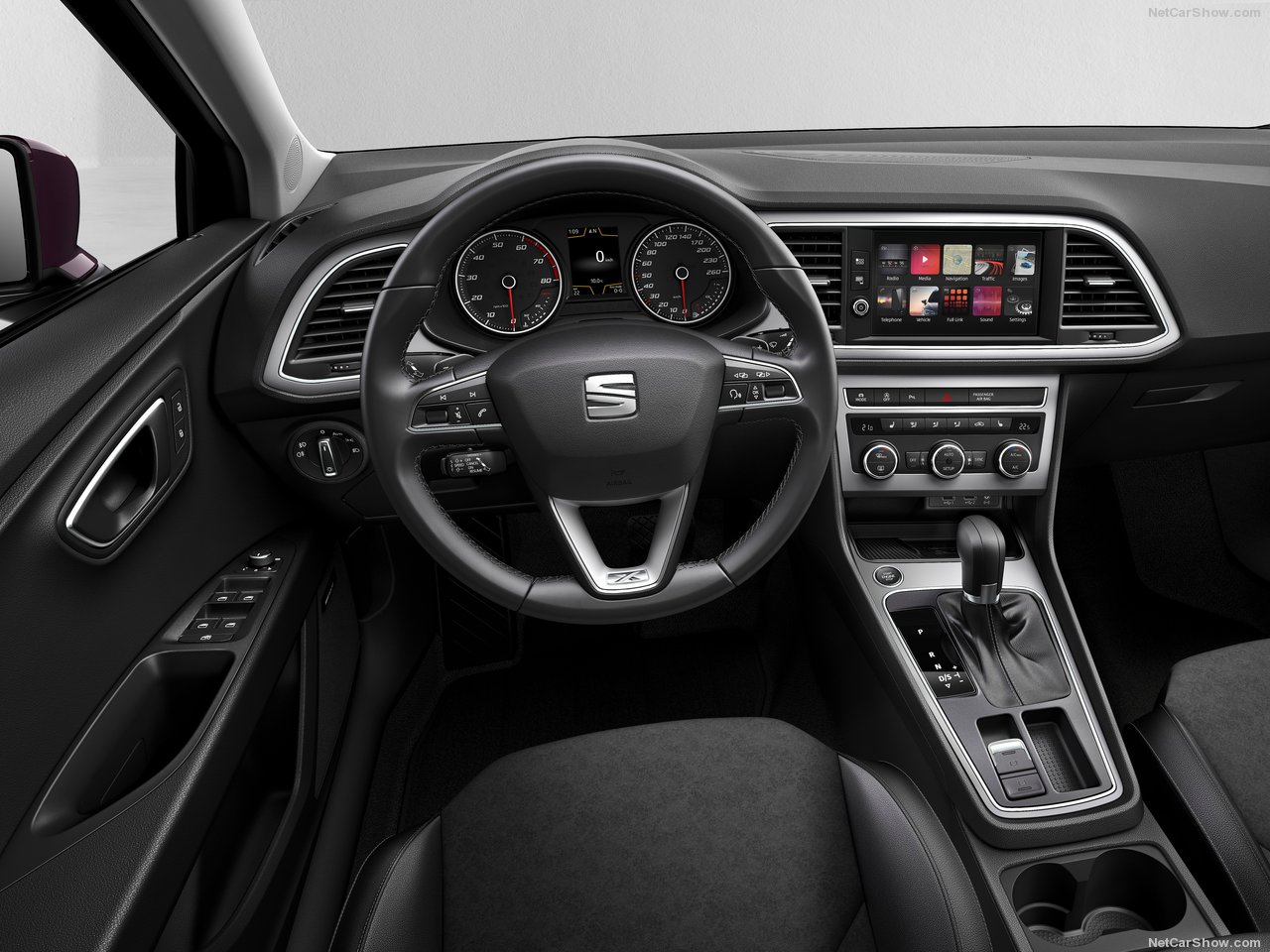 SEAT heeft de facelift van de 2017 Leon gepresenteerd. De wijzigingen zijn subtiel maar frissen de compacte middenklasser wel op.