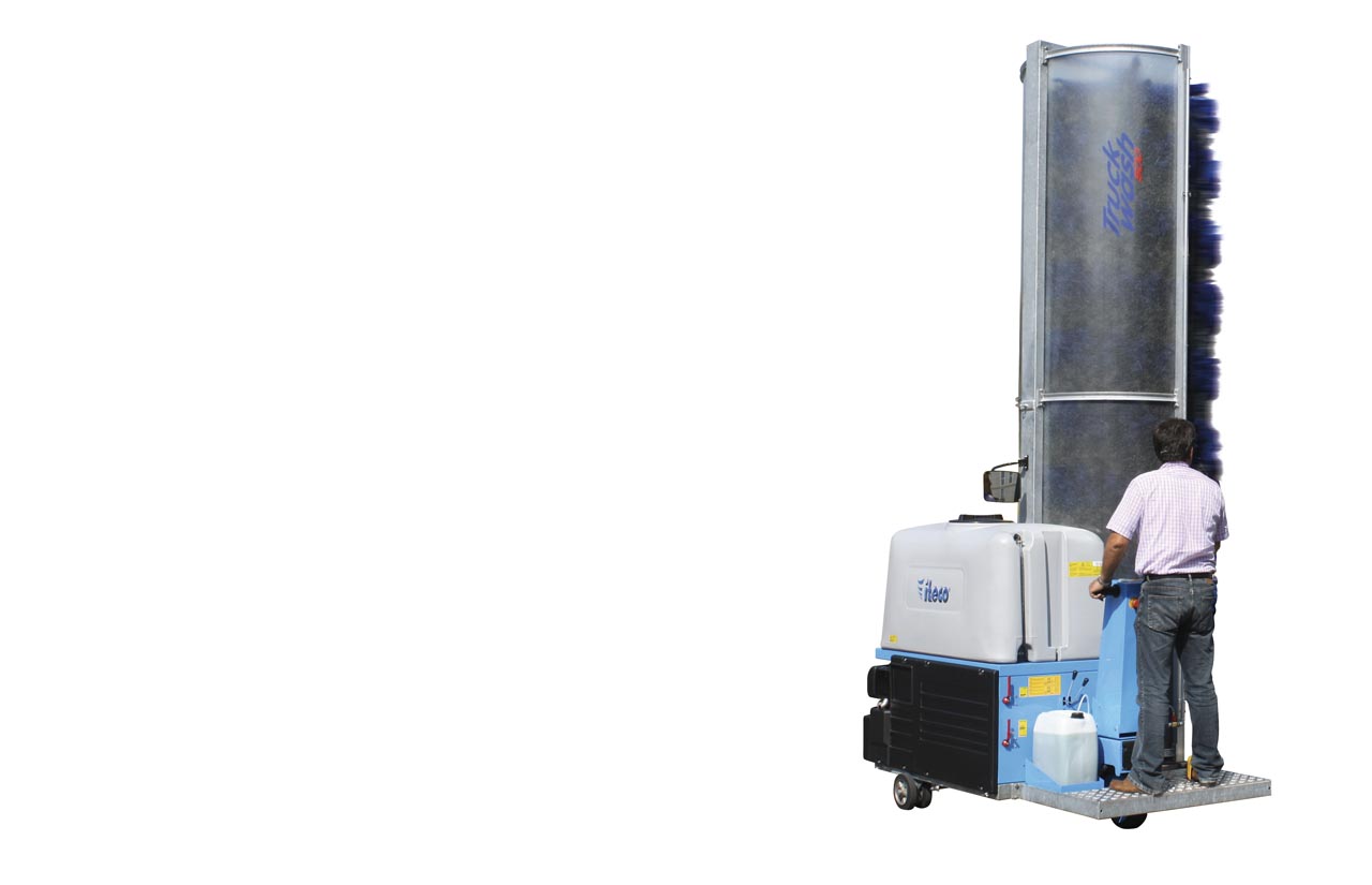 Na jaren van afwezigheid brengt iClean Carwash Equipmet de zelfstandig werkende Solo terug.
