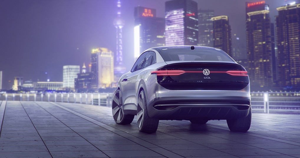 Volkswagen heeft nu het doek getrokken van de nieuwe I.D. conceptcar. De vierdeurs coup-SUV heeft de naam Crozz gekregen. De auto presenteert onder andere een interieur met luchtzuiveringssysteem.