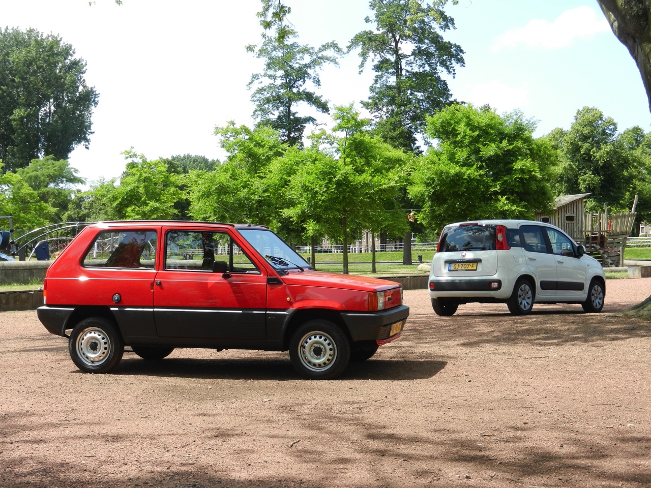 Autotest Fiat Panda 1.2 Edizione Cool met viercilinder. Anno 2016 te koop voor minder dan 10.000 euro. Net als de Panda 34 een betaalbare auto. De geschiedenis herhaalt zich.