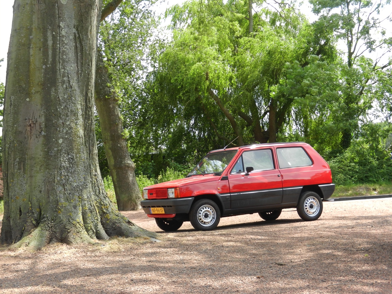 Autotest Fiat Panda 1.2 Edizione Cool met viercilinder. Anno 2016 te koop voor minder dan 10.000 euro. Net als de Panda 34 een betaalbare auto. De geschiedenis herhaalt zich.