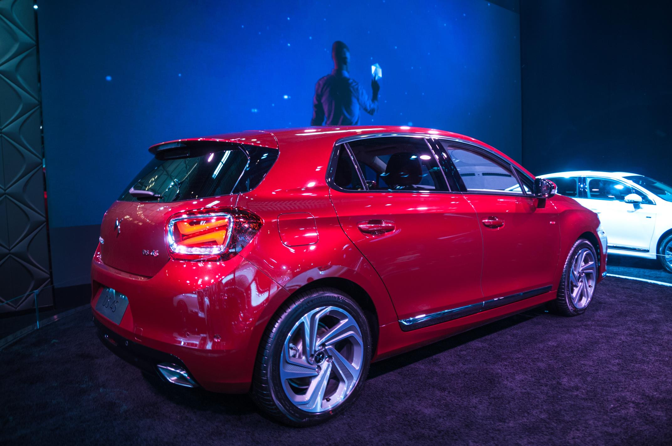 De DS4 voor China heet DS4 S en toont zich nog extravaganter dan de reguliere DS 4 voor Europa.