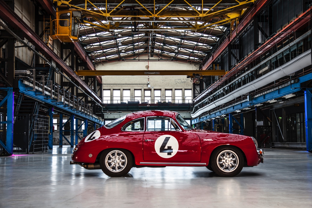 Op 23 en 24 april 2016 vindt Capital Cars & Classics plaats in de Kromhouthal van Amsterdam. Lees hier wat je kunt verwachten.