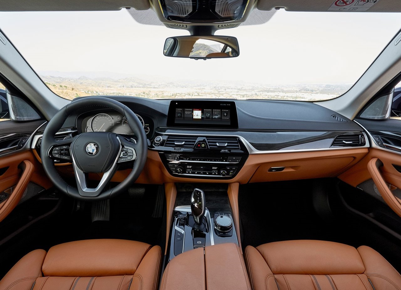 De vanafprijzen wisten we al even, maar nu hebben we de volledige prijslijst en uitvoeringen van de nieuwe BMW 5 Serie.