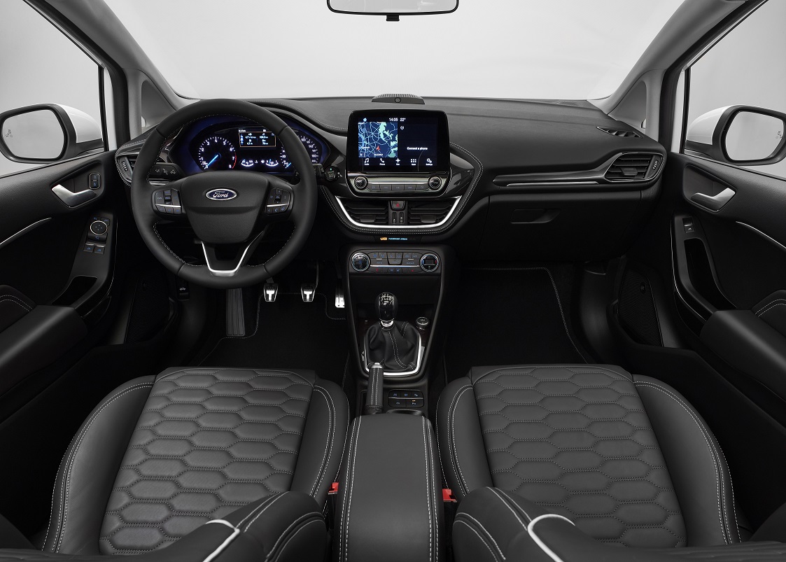 Nadat Ford de nieuwe Fiesta in vier uitvoeringen heeft gepresenteerd, is nu ook meer andere informatie bekend geworden. Bijvoorbeeld welke motoren, rijhulpsystemen en uitrusting de auto krijgt.