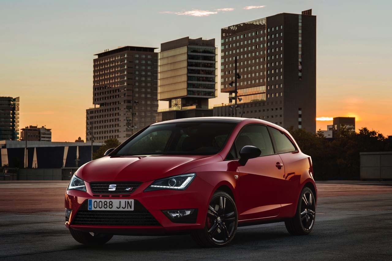 Seat maakt sportief rijplezier extra betaalbaar met de Seat Ibiza Cupra 1.8 TSI, die nu 22.450 euro kost inclusief zesbak en 192 pk.