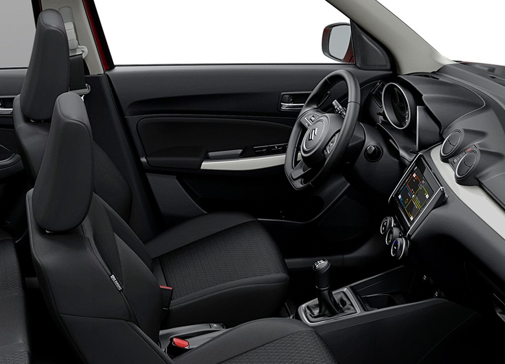 Na de eerdere onthulling van de Japanse versie heeft Suzuki nu ook de nieuwe Europese Swift gepresenteerd. Uiterlijk verandert er weinig, maar nu weten we wel de rest over onze Swift.