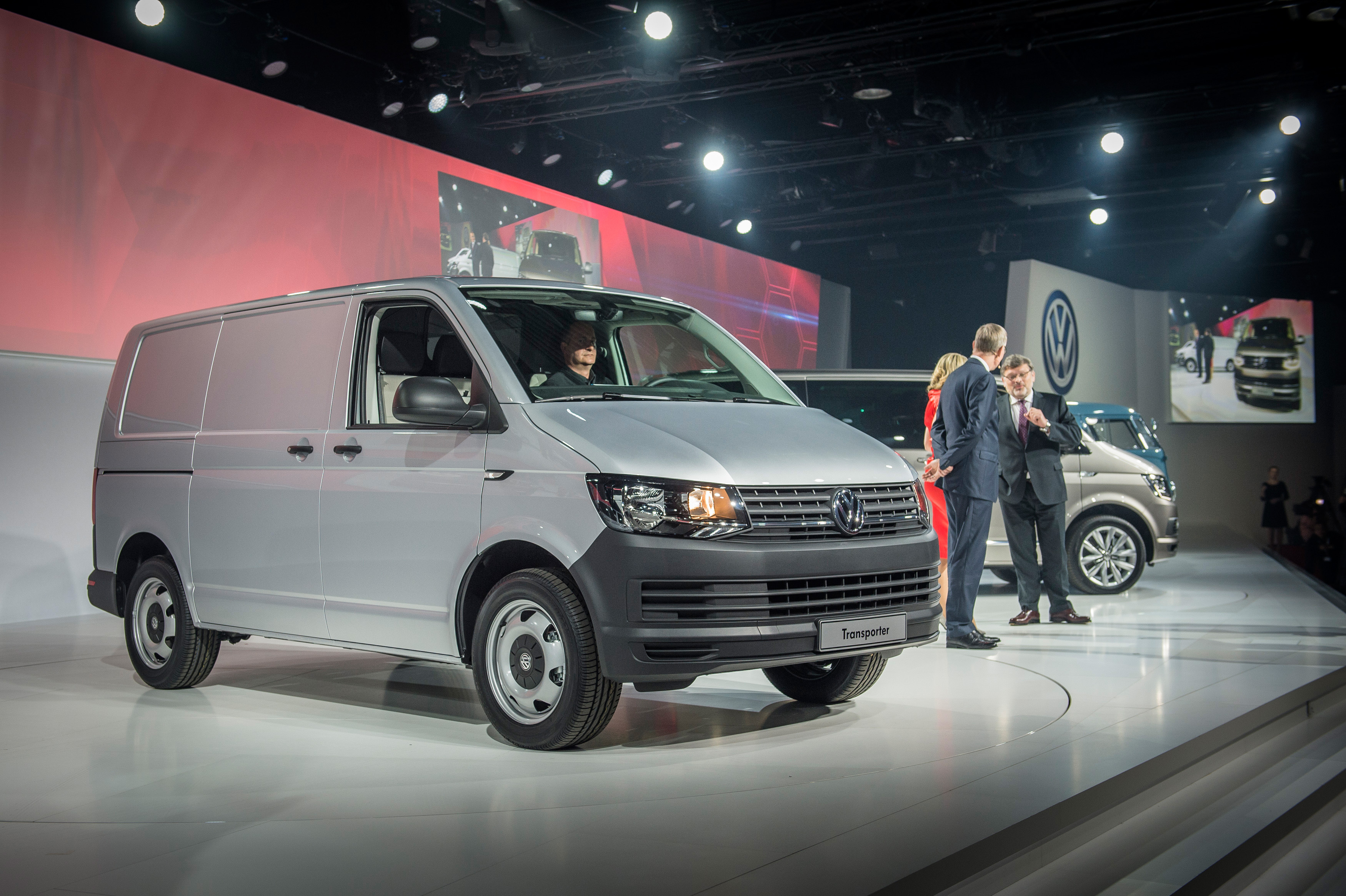 Introductie nieuwe Volkswagen Transporter en Multivan, de T6 generatie ziet het licht in Amsterdam met allerlei innovaties op gebied van comfort en veiligheid.