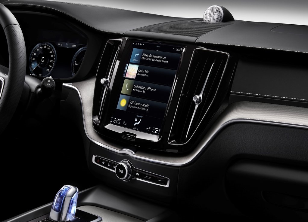Volvo heeft op de Autosalon van Genve het doek getrokken van de Volvo XC90. Daarmee kunnen we de opvolger van het populaire huidige model nu in volle glorie bewonderen.