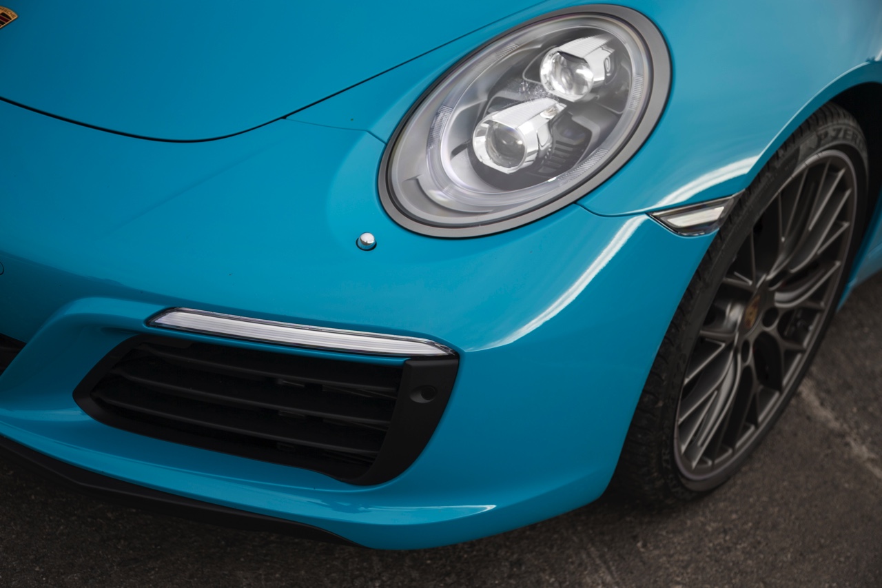 Autotest Porsche 911 Carrera S, de facelift van de 991-generatie is een feit. Verbeterde styling en een opgewaardeerd onderstel maken het icoon nog sterker.