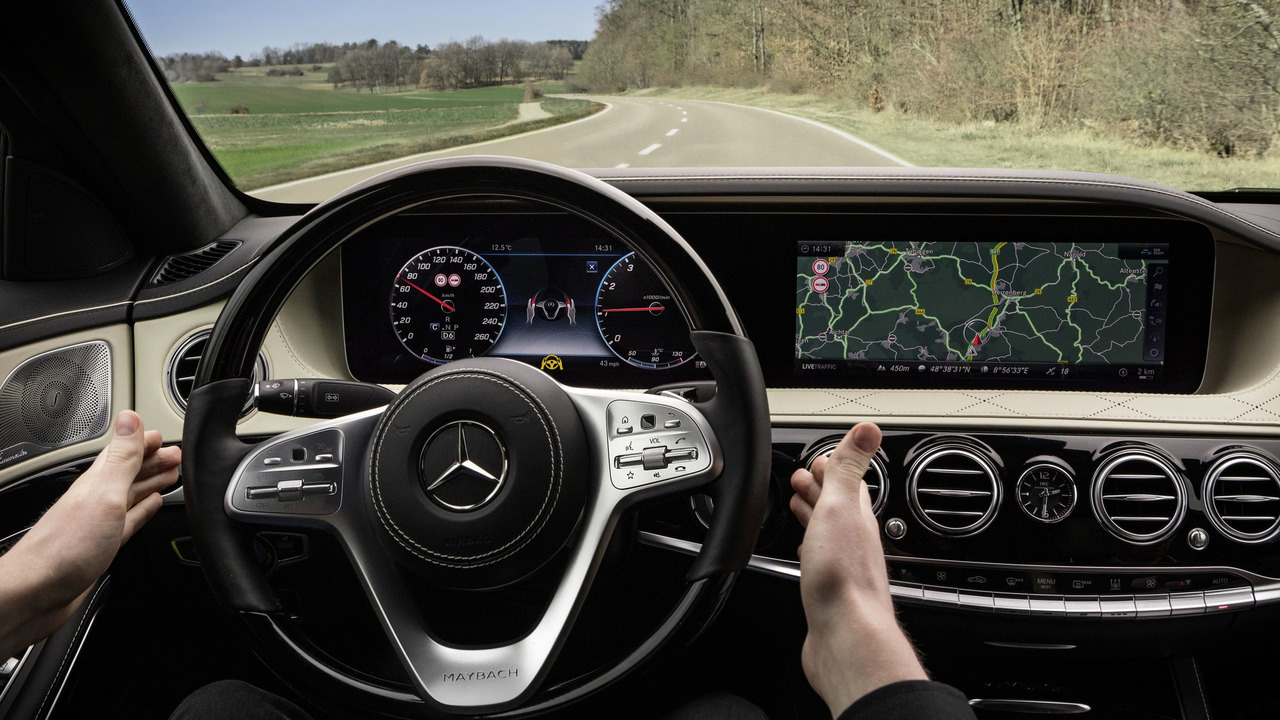 De auto moet nog worden onthuld, maar Mercedes-Benz geeft alvast toelichting op de autonome rijtechnologie die de gefacelifte S-Klasse straks aan boord heeft.