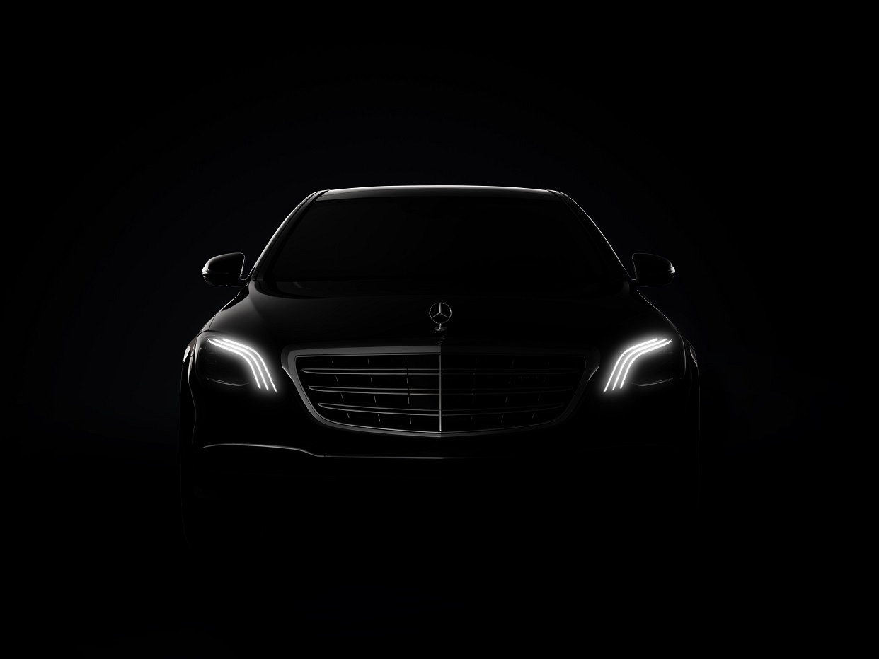 De auto moet nog worden onthuld, maar Mercedes-Benz geeft alvast toelichting op de autonome rijtechnologie die de gefacelifte S-Klasse straks aan boord heeft.