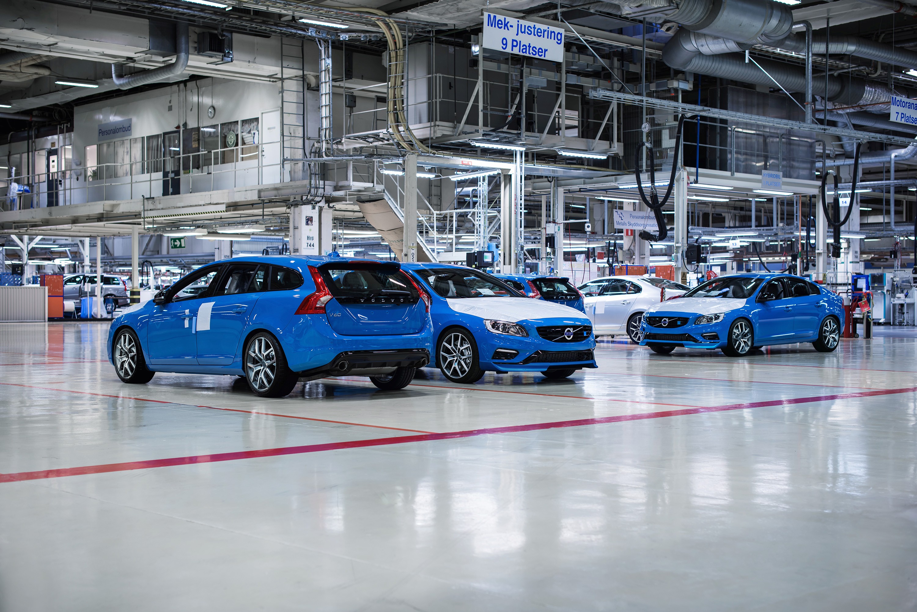 Volvo wordt eigenaar van de Zweedse tuner Polestar en kondigt nieuwe Volvo Polestar modellen en Polestar Tuning kits aan.