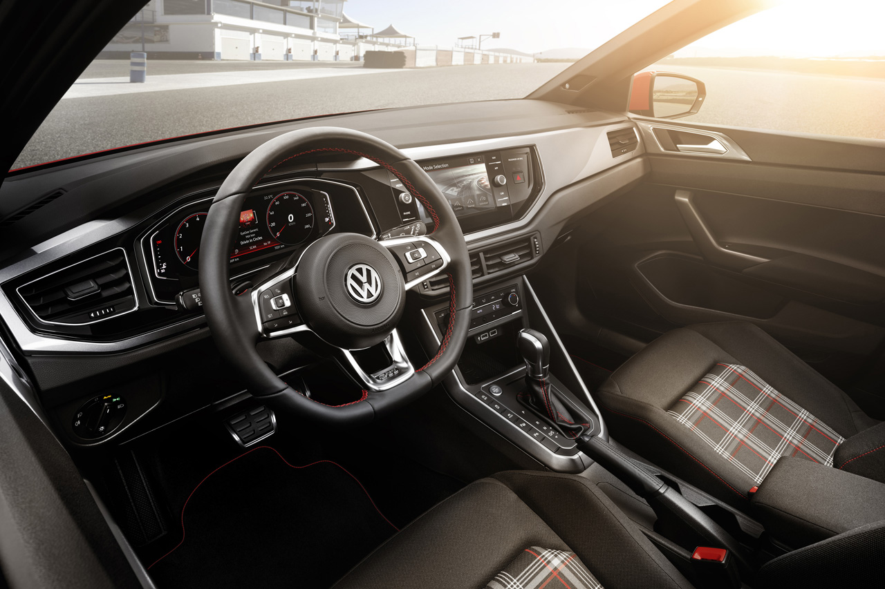 Eind deze maand verschijnt de snelle Volkswagen Polo GTI met een 200 pk sterke 2 liter TSI motor.